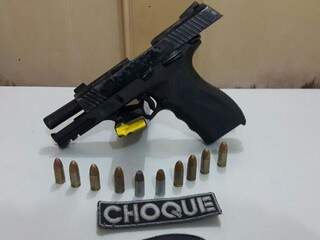 Jovem &eacute; preso em flagrante com pistola de uso restrito em casa de shows