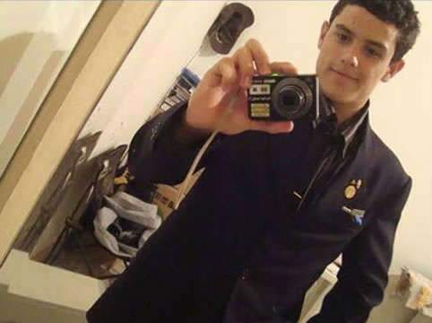  Sil&ecirc;ncio marca vel&oacute;rio de jovem morto em briga em escola na Capital