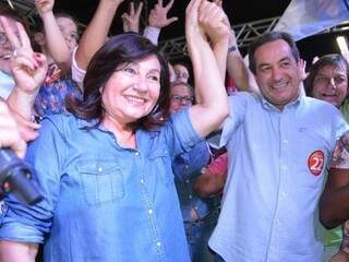 Délia Razuk com o vice-prefeito eleito Marisvaldo Zeuli (Foto: Dourados News)