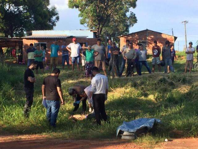 Dupla executa homem com 6 tiros em bar da fronteira 