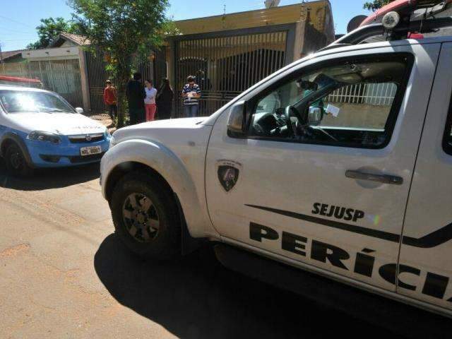 De cama, idosa de 95 anos ainda n&atilde;o sabe que filho est&aacute; h&aacute; 3 dias morto