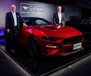 Ford apresenta o Mustang Black Shadow no Brasil
