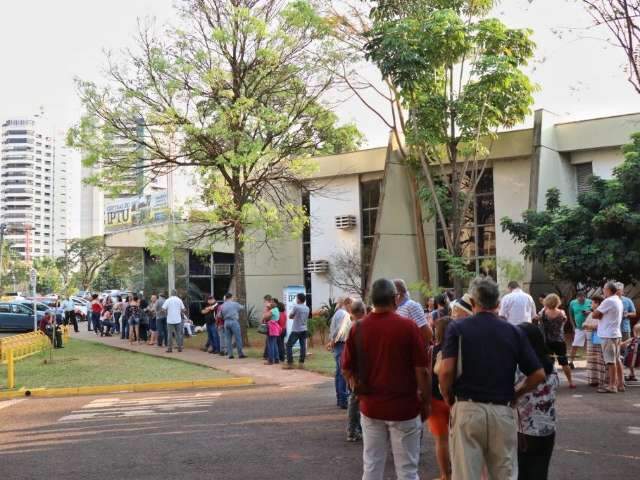 Contribuinte tem at&eacute; &agrave;s 16h para renegociar d&iacute;vidas com a prefeitura