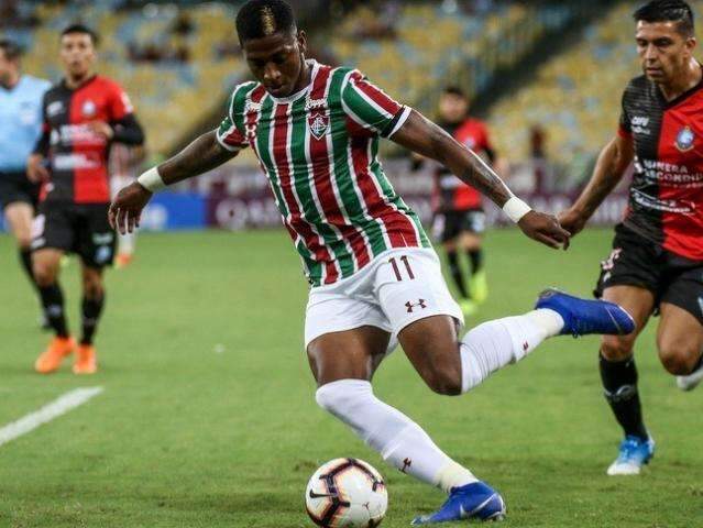 Com 0 a 0 no placar, Fluminense deixa o campo sobre vaias da torcida