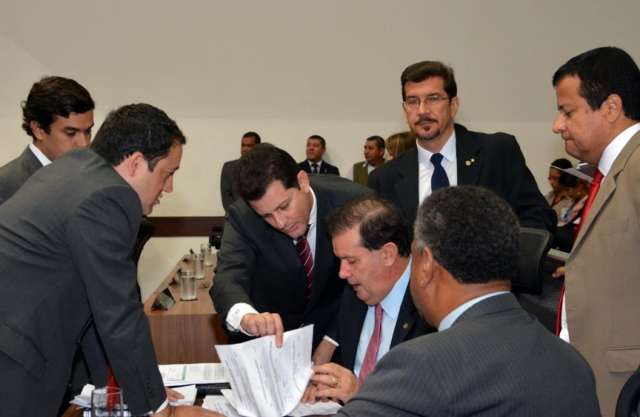 Deputados definem comiss&otilde;es e elegem a maioria das presid&ecirc;ncias