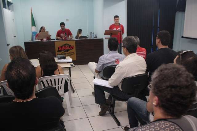 Servidores do Judici&aacute;rio fazem paralisa&ccedil;&atilde;o no dia 3 para discutir greve 