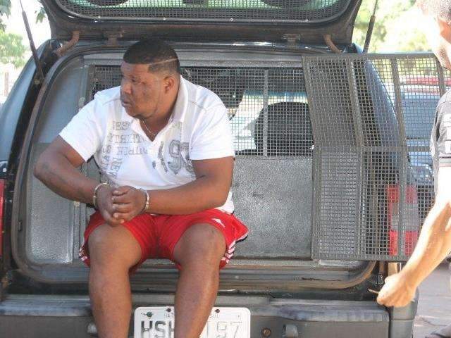 Policiais prenderam pelo menos dez pessoas em opera&ccedil;&atilde;o no interior
