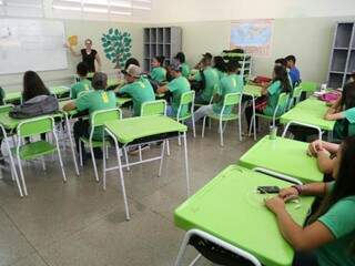 Alunos em escola estadual de Campo Grande. (Foto: Marcos Ermínio).