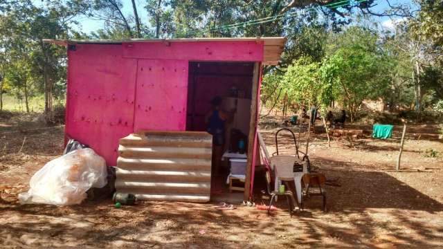 Invasores t&ecirc;m at&eacute; quarta-feira para deixar &aacute;rea  privada no Jardim Colibri