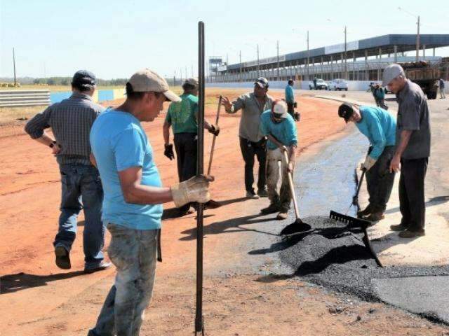 Pista de aut&oacute;dromo sofre mudan&ccedil;as para receber Brasileiro de Stock Car