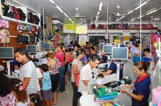 Fiscais vão analisar se material escolar em papelarias de Campo Grande. (Foto: Arquivo)