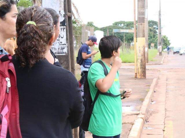 Escolas fecham em 32 cidades; Estado ainda n&atilde;o definiu puni&ccedil;&atilde;o
