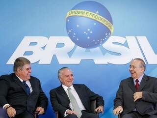 Marun, Temer e Antônio Imbassahy, ex-ministro da Secretaria de Governo. (Foto: Alan Santos/PR/Arquivo)