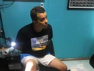 Traficante foi preso em estúdio de tatuagem no Rio de Janeiro. (Foto: Divulgação/Polícia Civil)