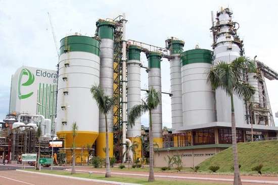 Imasul entrega autoriza&ccedil;&atilde;o ambiental para Eldorado duplicar f&aacute;brica