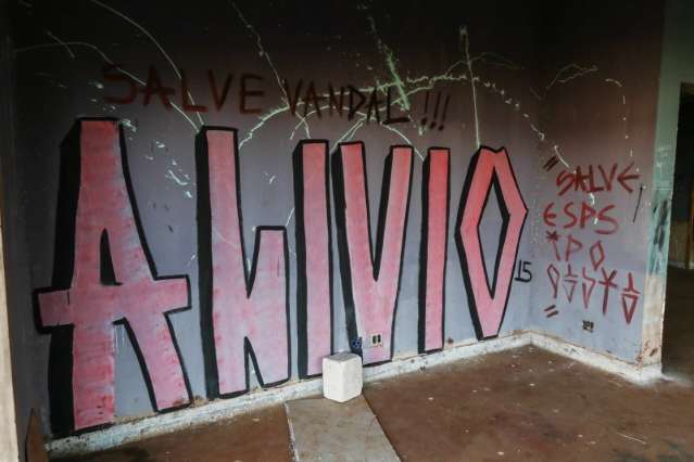 S&iacute;mbolos do desperd&iacute;cio, obras monumentais consumiram milh&otilde;es