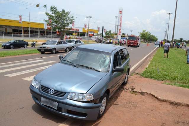 Ciclista morre depois de ser atropelado na avenida Gury Marques