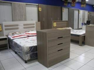 Lojas demoram até 70 dias para entregar móveis; entenda seus direitos Lojas demoram até 70 dias para entregar móveis; entenda seus direitos