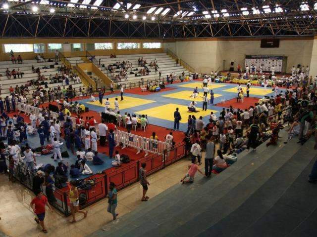 Parque do Peão terá competição feminina de laço neste feriado - Esportes -  Campo Grande News