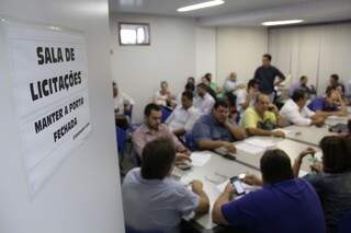 Sala de licitações da Prefeitura de Campo Grande. (Foto: Marcos Ermínio)