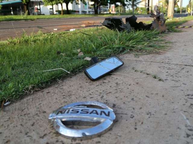 Caminhonete em alta velocidade mata mulher e deixa crian&ccedil;a de 4 anos ferida 