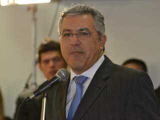 Ministro Alexandre Padilha durante agenda pública em Campo Grande no dia 30 de agosto. (Foto: Minamar Junior)