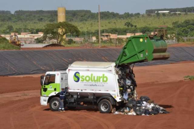 Prefeitura ativa aterro e diz que volume de lixo vai diminuir 40%