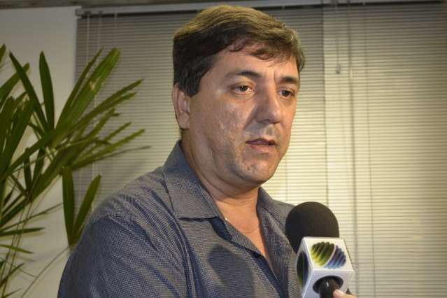 Assembleia vota nesta 5&ordf; implanta&ccedil;&atilde;o de 1/3 de hora-atividade a professores