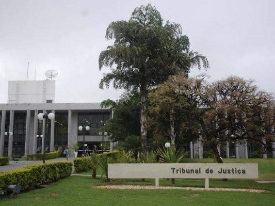 Justi&ccedil;a mant&eacute;m preso homem que tentou matar esposa a tijoladas 