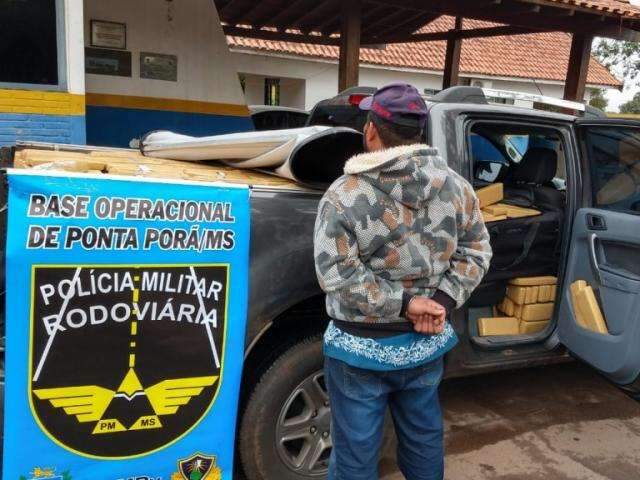 Traficante foge, mas acaba preso com 1,3 tonelada de maconha 