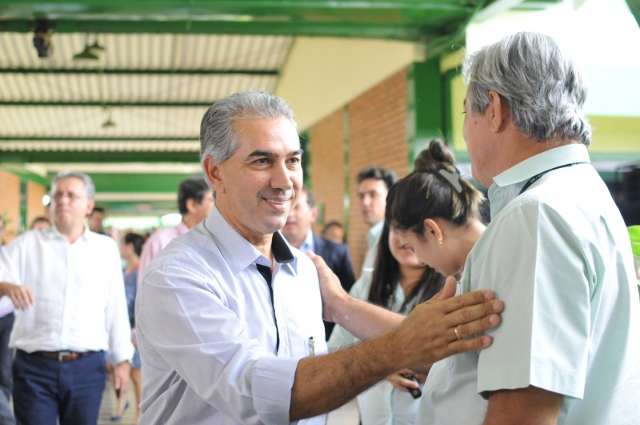Governador se re&uacute;ne com deputado e discute porto com empres&aacute;rio