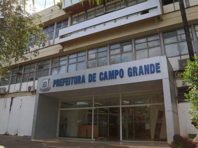 Prefeitura anuncia que pagar&aacute; parte do 13&ordm; sal&aacute;rio at&eacute; pr&oacute;xima quinta-feira