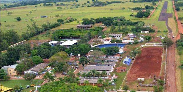 Gl&oacute;ria de Dourados completa 58 anos nesta sexta-feira 