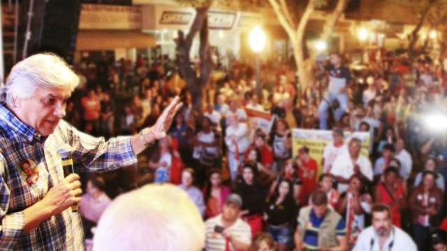 Delc&iacute;dio abre programa eleitoral do 2&ordm; turno com compara&ccedil;&otilde;es e cr&iacute;ticas