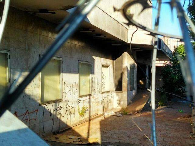 Inc&ecirc;ndio em cinema pode ter sido causado por moradores de rua 
