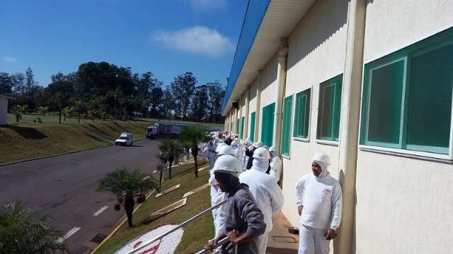 JBS afirma que ir&aacute; investigar causas de vazamento de am&ocirc;nia em unidade