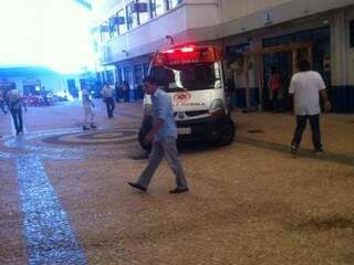 Ambulância do Samu foi acionada, mas jovem morreu antes de chegar ao posto (Foto: Divulgação)