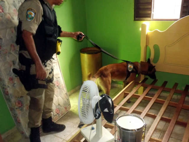  Pol&iacute;cia de Coxim prendeu seis pessoas em opera&ccedil;&atilde;o finalizada hoje