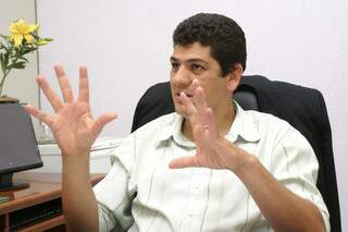 Sidlei Alves está livre; ele é acusado de participar da Máfia dos Consignados (Foto: Dourados Agora)