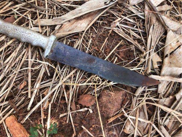 Preso rapaz que matou homem a golpes de barra de ferro e facadas