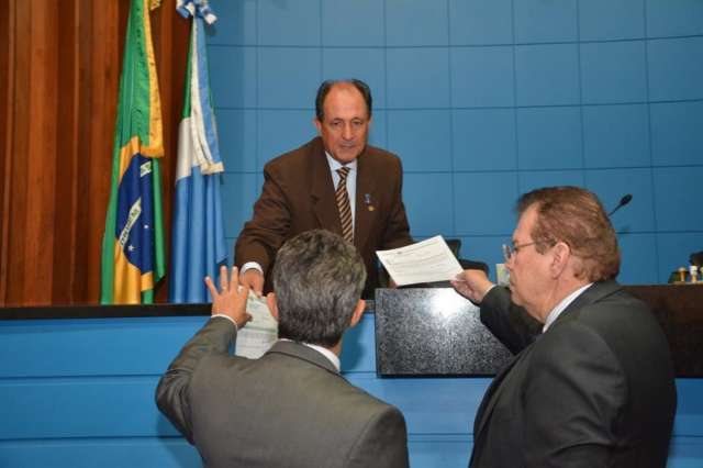 Assembleia vende folha e vai investir R$ 3,2 milh&otilde;es na reforma de gabinetes