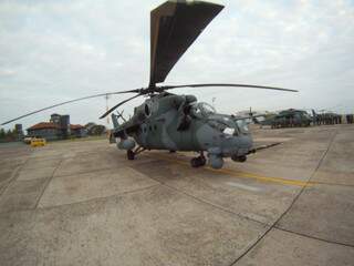 Helicóptero AH-2 Sabre, chegou ontem para participar da Reunião da Aviação de Asas Rotativas. (Foto: Divulgação)
