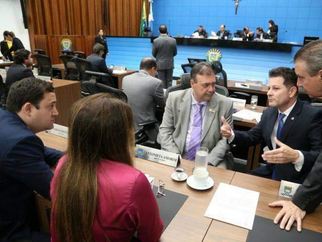 Deputados planejam gastos menores para campanha deste ano