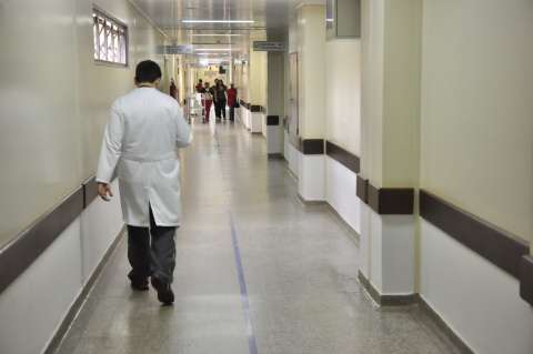 Hospital Universitário tem 13 pessoas internadas com suspeita de gripe