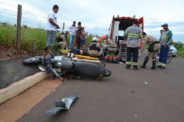 Motociclista fica em estado grave em acidente na Vila Sobrinho