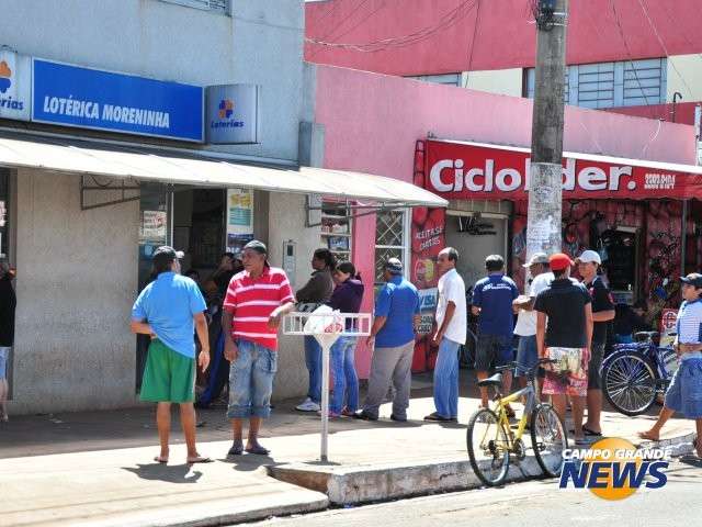 Para empres&aacute;rios, concorr&ecirc;ncia e altos impostos atrasam com&eacute;rcio das Moreninhas
