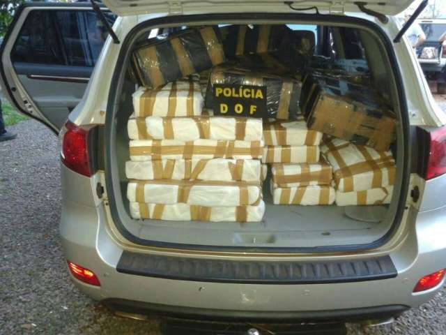 Jovem &eacute; preso em flagrante transportado 700 quilos de maconha 