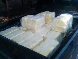 Manteiga apreendida em Jaraguari abasteceria estabelecimentos de Campo Grande. (Foto: Divulgação)