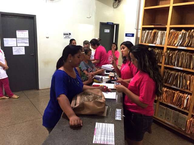 Unidades de sa&uacute;de superam mil exames preventivos no Outubro Rosa