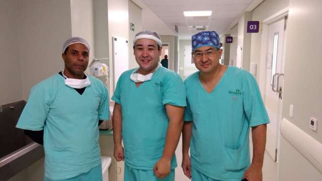 Hospital da Capital comemora sucesso em neurocirurgia contra doen&ccedil;a de Parkinson